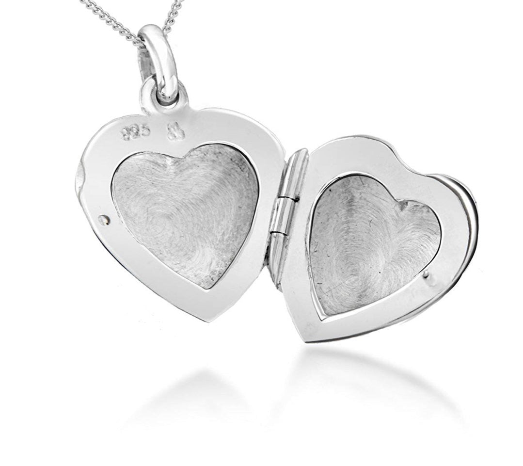 925 Sterling Silver Heart Photo Pendant Locket Necklace on Silver Curb Chain